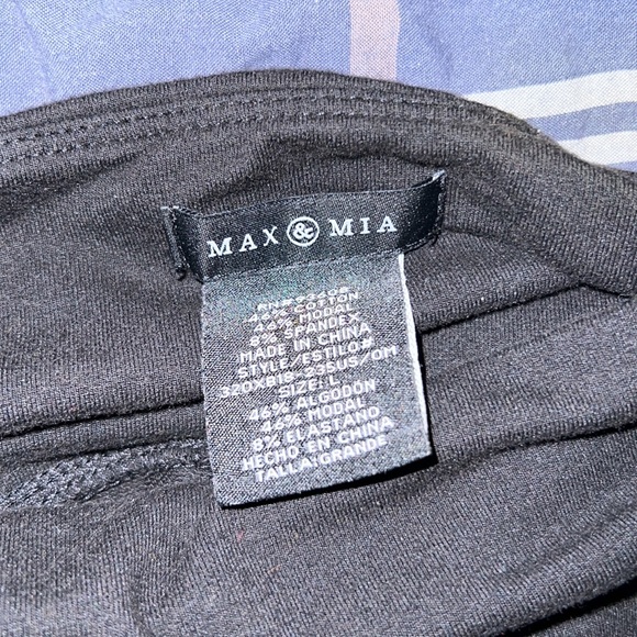 Black Leggings - Max and Mia - Picture 2 of 2